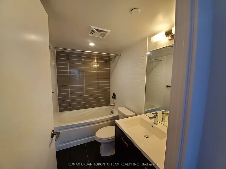 125 Redpath Ave #308 — Photo 11