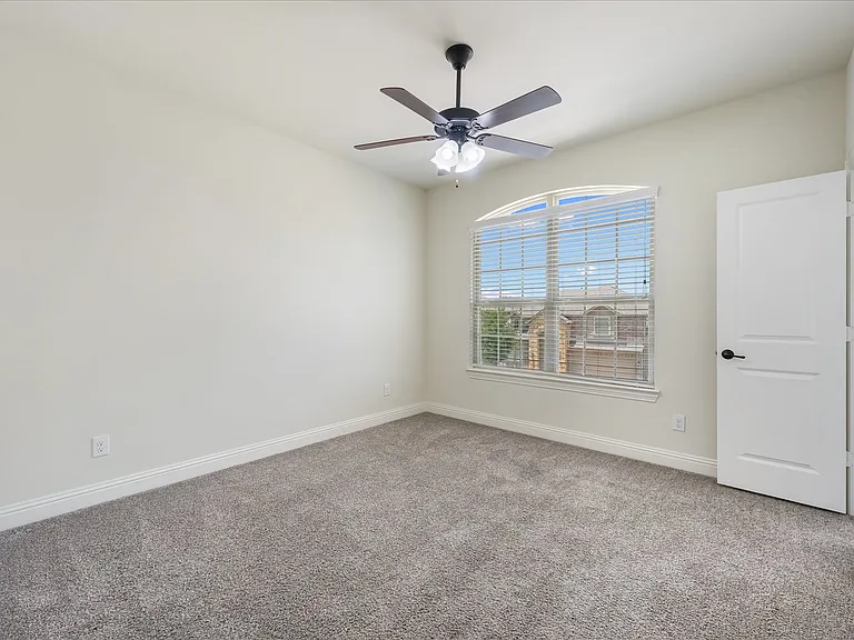 10305 Georgetown Pl — Photo 17