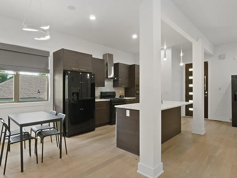 Mathewson Pl SW — Photo 7