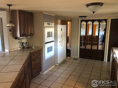 2nd image of 3600 Yosemite Dr