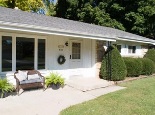 W153N11775 Kurt Dr, Germantown, WI 53022