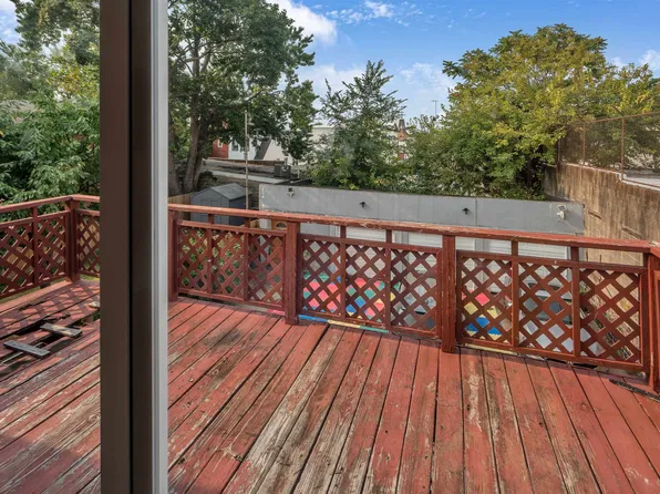 76 West 25th Street image 19 of 21