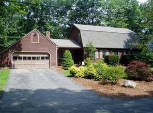 35 Old Wood Rd, North Attleboro, MA 02760