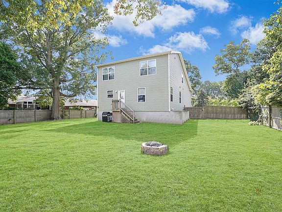 2nd image of 23 Arpage Dr W
