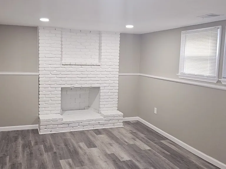 809 NE 74th St — Photo 28