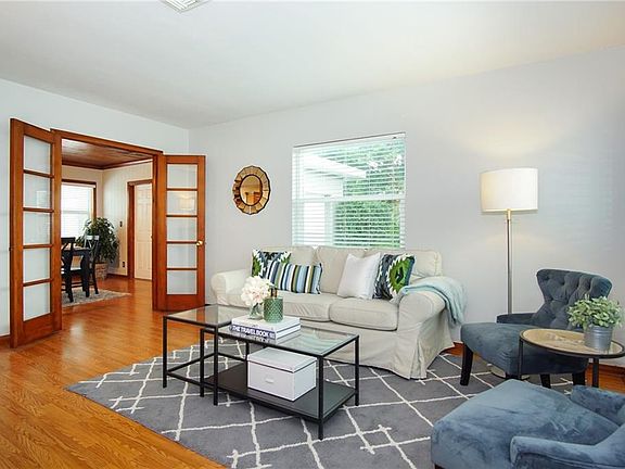 3rd image of 4417 W Bay Court Ave
