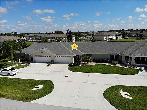 3rd image of 12490 SW Kingsway Cir