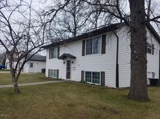 627 Michael St, Thief River Falls, MN 56701