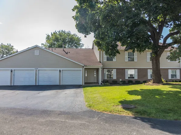 699 Greenfield Ct APT B2, Bartlett, IL 60103