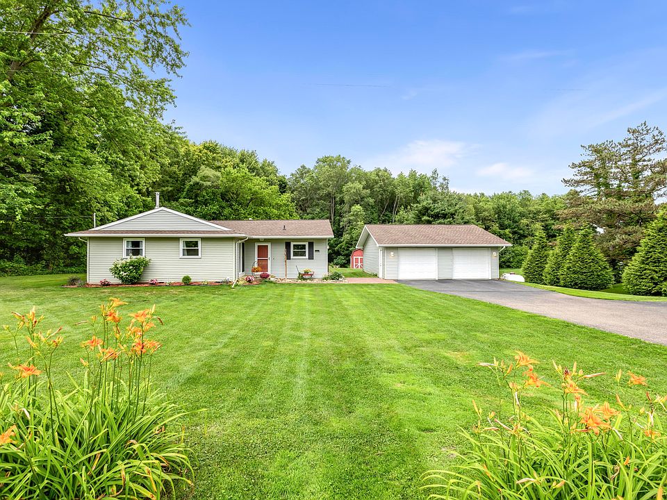 1st image of 11893 Gorsline Rd