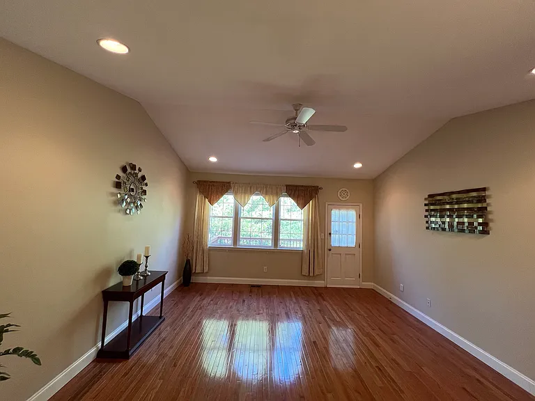 4 Brandywine Ct — Photo 8