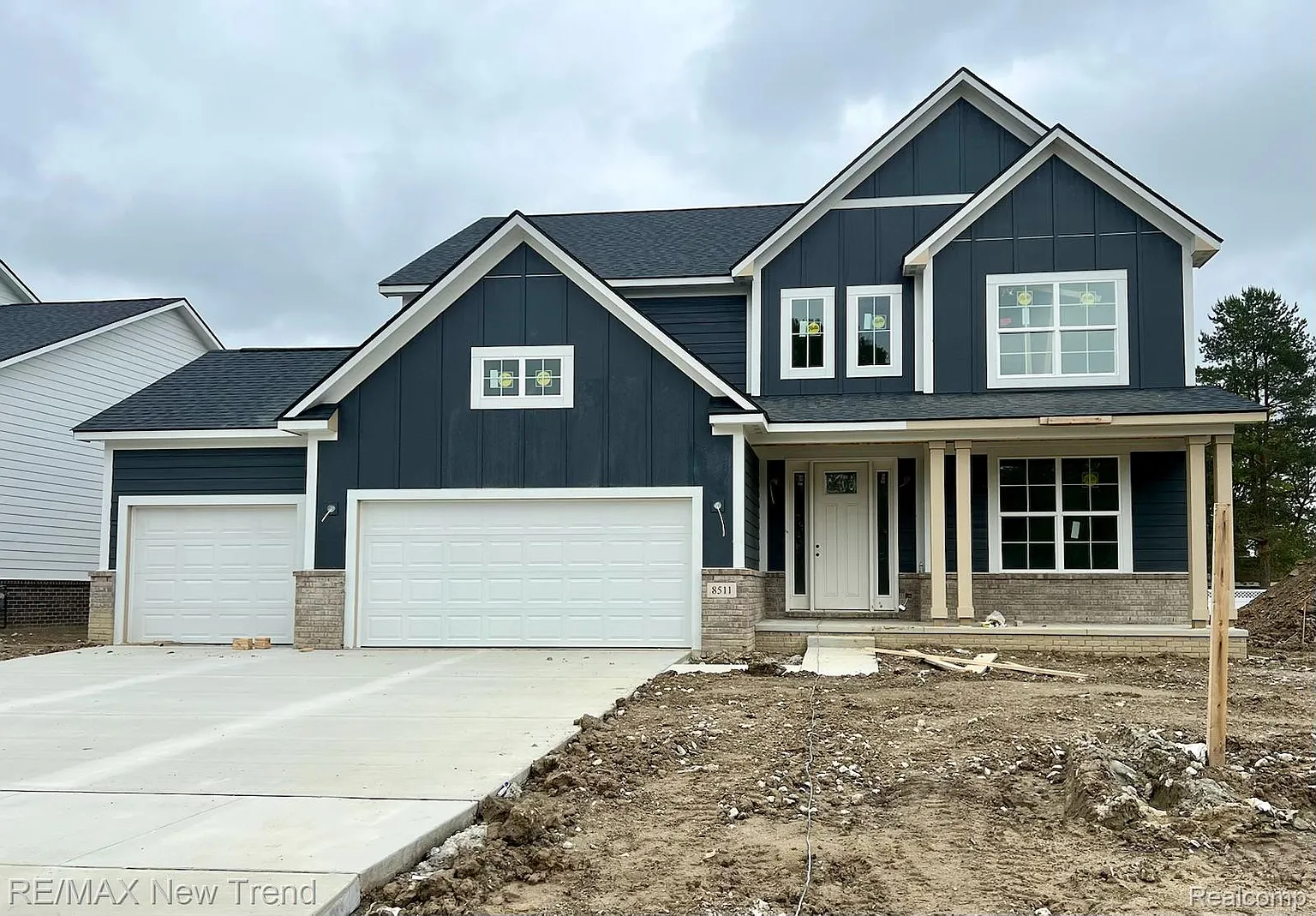8511 Joseph St photo 1
