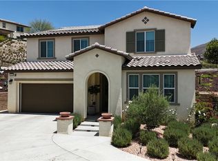 11800 Starlily Ct, Corona, CA 92883