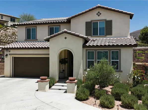 11800 Starlily Ct, Corona, CA 92883