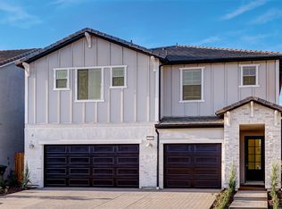 2934 Vermont Ave, Clovis, CA 93619