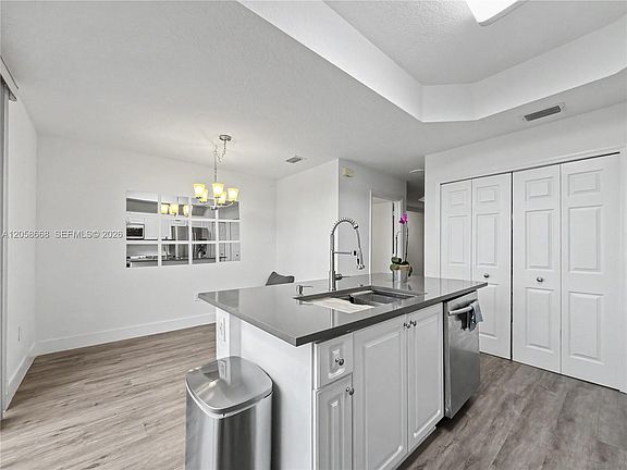 5th image of 10573 SW 6th St #1206