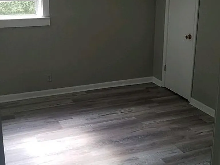 1073 Flowers St — Photo 6
