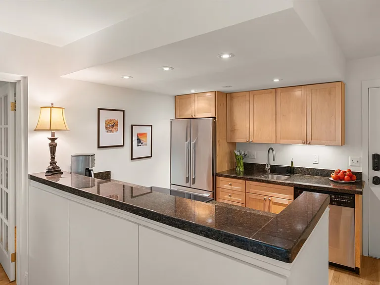 412 Vine St #412 — Photo 8