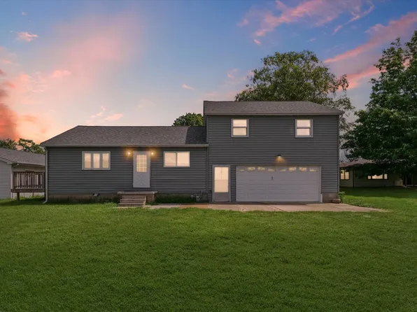 114 E 14th St, Danville, IL 61832