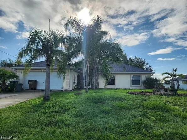 3601 NE 21st Place Cpe, Cape Coral, FL 33909