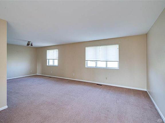 5th image of 3624 Meadowcourt Dr