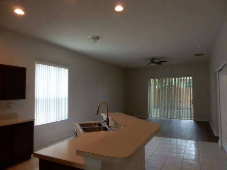 902 Cherry Valley Way — Photo 15
