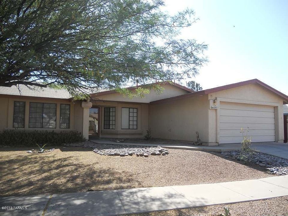 1st image of 6091 S Oyama Dr