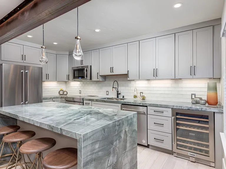 Luxury Spaces — Photo 129