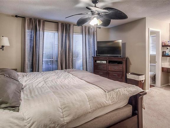 2nd image of 2319 Pilgrims Bend Dr