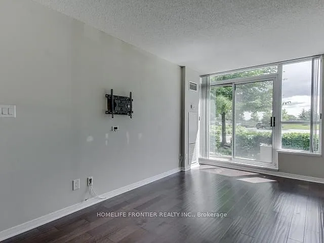 4850 Glen Erin Dr #105 — Photo 6
