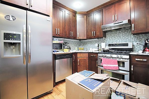 1st image of 168 7th Ave APT 4
