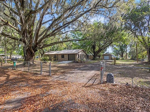 4th image of 3707 Timberlake Rd W