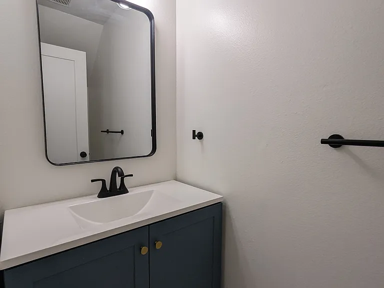 725 Coronado Ave #102 — Photo 8