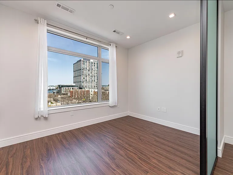 99 Sumner St #413 — Photo 3