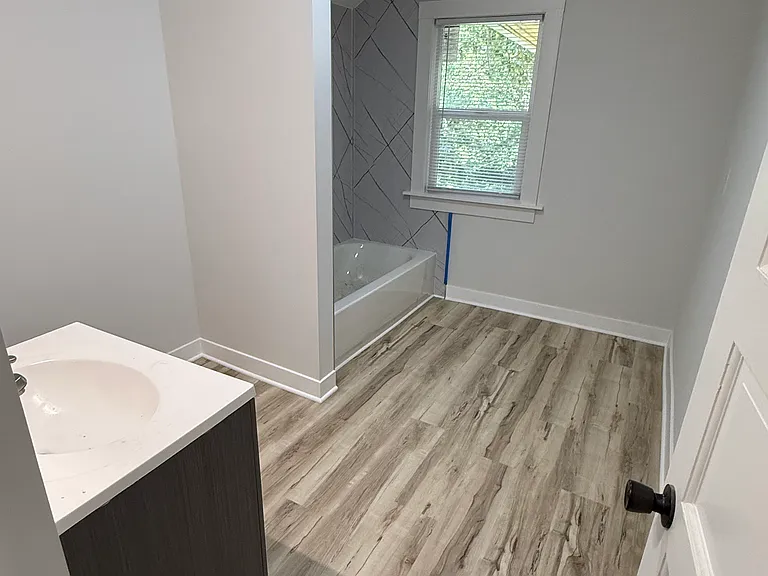 937 Ridge Ave — Photo 4