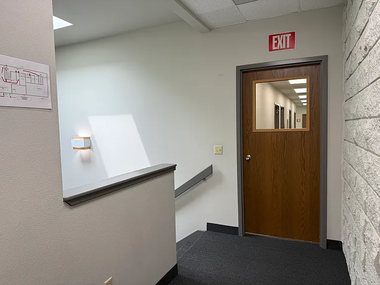 217 E Woodin Ave #2-F — Photo 10
