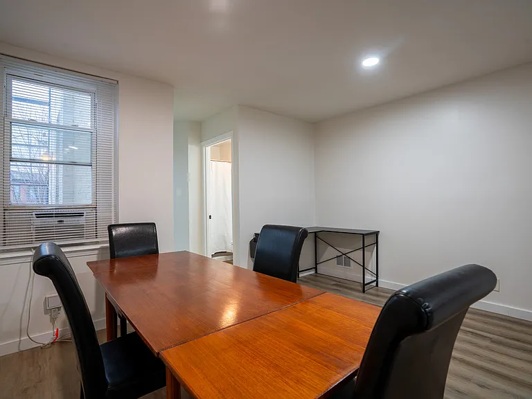 2237 Brookfield Ave — Photo 28