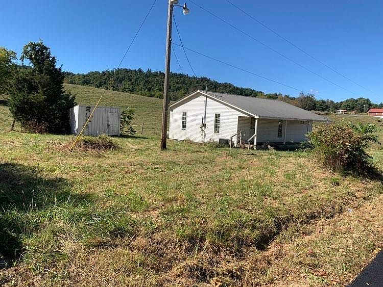 2nd image of 374 Cumberland City Rd