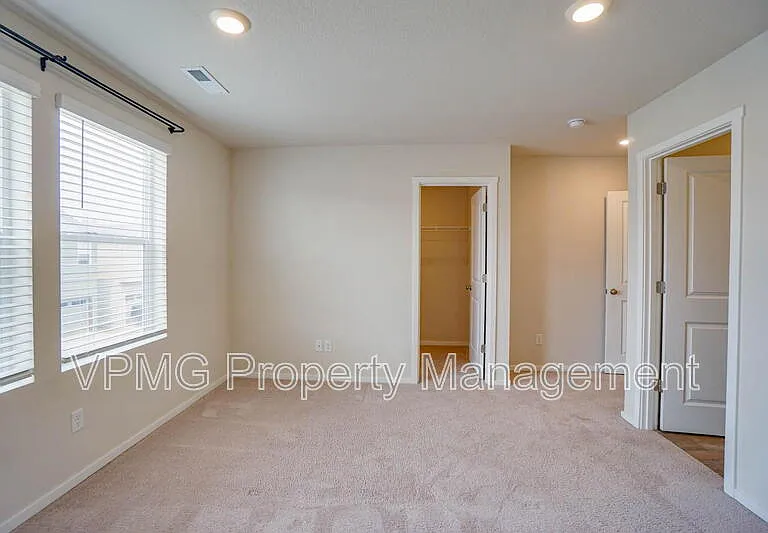 2628 NE 117th Pl — Photo 25