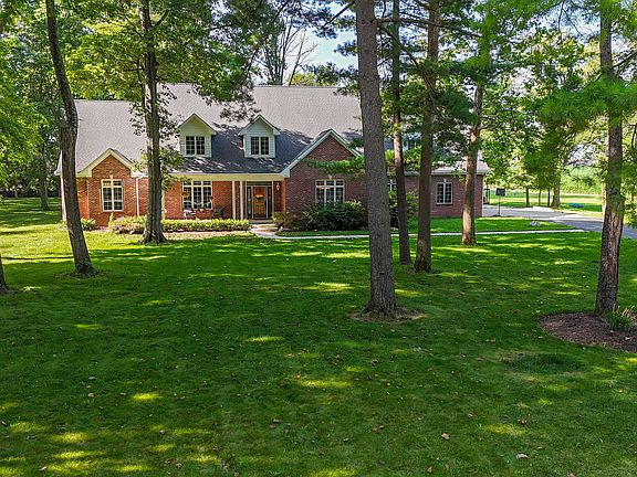 4th image of 10765 Forest Lake Ct