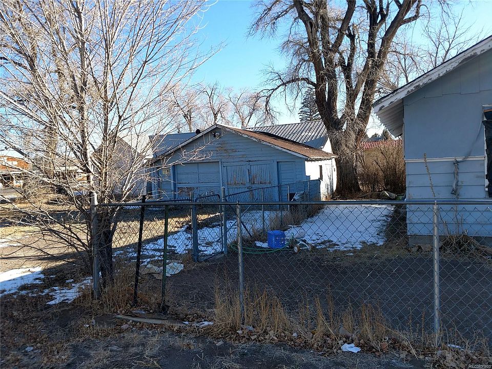 2nd image of 560 Penasco St