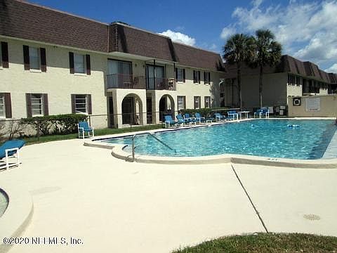 2nd image of 1644 El Camino Rd APT 8