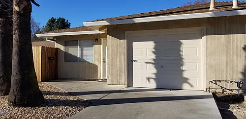 1707 Monarch Ln Photo 1
