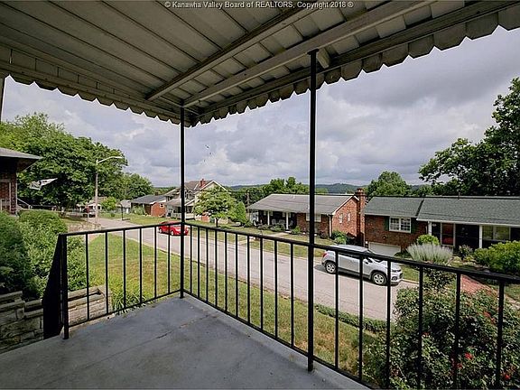 2nd image of 420 Oakdale Ave
