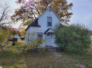 331 W 14th St, Traverse City, MI 49684
