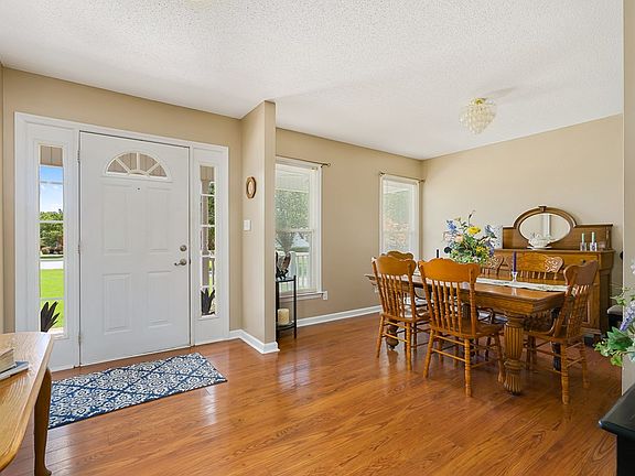 3rd image of 116 Appaloosa Ln