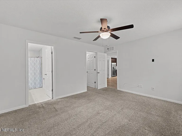 13949 Gossett St — Photo 17