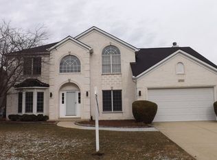 2707 Fairhauser Rd, Naperville, IL 60564