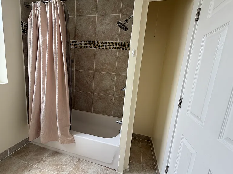 5927 S Rockwell St #3 — Photo 8