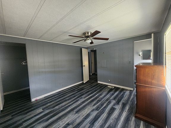 5th image of 14233 Logan St #326
